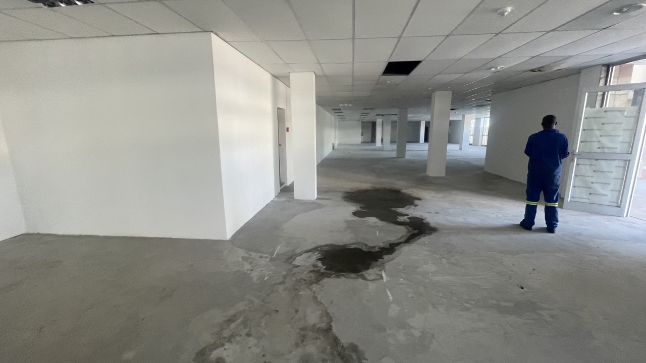 To Let commercial Property for Rent in Athlone Western Cape